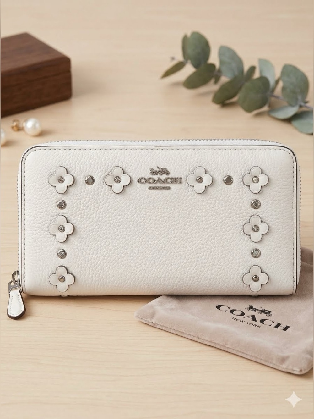 RARE Vintage Accordion Zip Wallet 💎 Gemstone Appliqué Willow Purse Bag Floral
